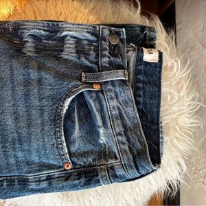 LEXI MID RISE BOWED STRAIGHT JEAN - ARTISAN